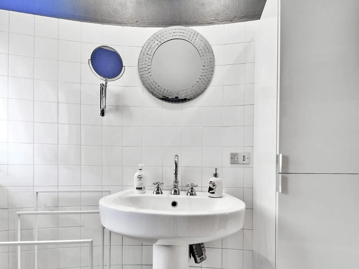Splendid Apartment In The Historic Center Milan